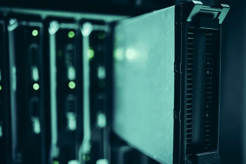 Forget the Cloud: How Enterprises Are Secretly Rebuilding AI Training at the Edge